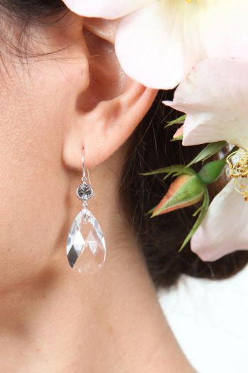 Single Drop Crystal Earring